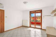 Foto Villa in Vendita a Desenzano del Garda