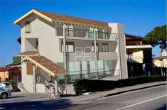 Foto Villa in Vendita a Desenzano del Garda centri: Desenzano del Garda