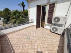 Foto Villa in Vendita a Desenzano del Garda Desenzano del Garda - Centro