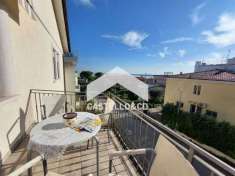 Foto Villa in Vendita a Desenzano del Garda via Grigolli