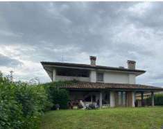 Foto Villa in Vendita a Dignano