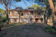 Foto Villa in vendita a Falconara Marittima - 24 locali 580mq