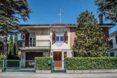 Foto Villa in vendita a Fano - 10 locali 390mq