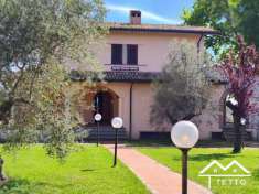 Foto Villa in Vendita a Fara in Sabina Via Polledrara