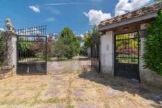 Foto Villa in vendita a Ferentino - 16 locali 450mq