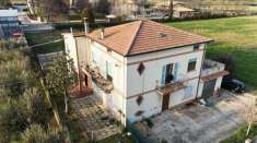 Foto Villa in vendita a Fermo