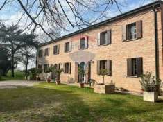 Foto Villa in vendita a Ferrara - 14 locali 432mq
