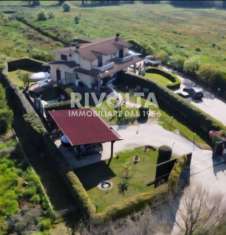 Foto Villa in vendita a Fiano Romano