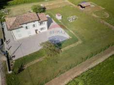 Foto Villa in vendita a Fidenza - 7 locali 220mq