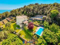 Foto Villa in vendita a Finale Ligure