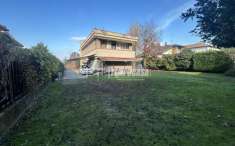 Foto Villa in vendita a Fino Mornasco