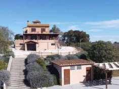 Foto Villa in vendita a Fiumicino - 8 locali 600mq