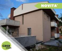 Foto Villa in vendita a Foligno - 6 locali 280mq