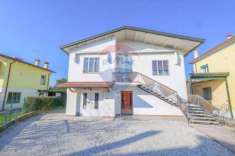 Foto Villa in vendita a Fontaniva - 11 locali 230mq