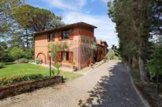 Foto Villa in vendita a Formello - 7 locali 500mq