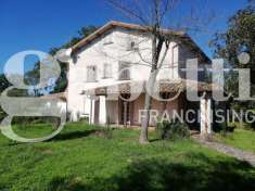 Foto Villa in vendita a Gallese