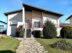 Foto Villa in vendita a Galliate