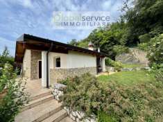 Foto Villa in Vendita a Gavardo Gavardo - Centro