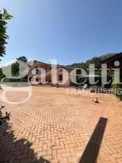 Foto Villa in vendita a Gavignano - 4 locali 200mq