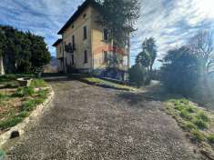 Foto Villa in vendita a Gemonio