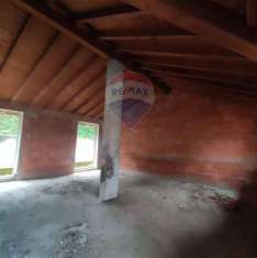 Foto Villa in vendita a Gemonio