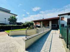 Foto Villa in Vendita a Ghedi Ghedi - Centro