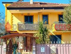 Foto Villa in vendita a Giffoni Sei Casali