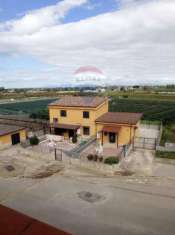 Foto Villa in vendita a Giugliano In Campania