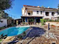 Foto Villa in vendita a Giugliano In Campania
