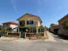 Foto Villa in vendita a Giussago