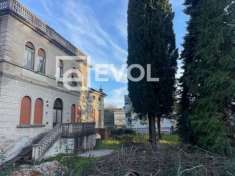 Foto Villa in vendita a Gorizia - 14 locali 600mq