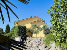 Foto Villa in vendita a Grotte Di Castro - 15 locali 200mq