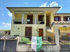 Foto Villa in vendita a Gualdo Tadino