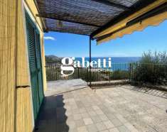 Foto Villa in vendita a Imperia