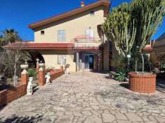 Foto Villa in vendita a Ispica - 19 locali 463mq