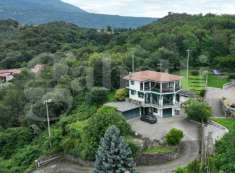 Foto Villa in vendita a Ivrea