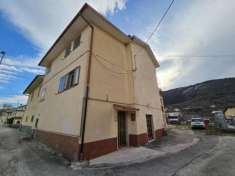 Foto Villa in vendita a L'Aquila - 5 locali 300mq