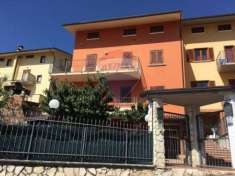 Foto Villa in vendita a L'Aquila - 6 locali 200mq
