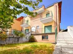 Foto Villa in vendita a L'Aquila