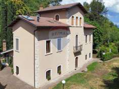 Foto Villa in vendita a L'Aquila