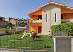 Foto Villa in vendita a L'Aquila