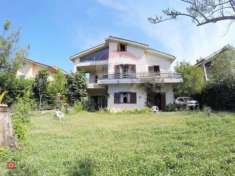 Foto Villa in vendita a Lariano - 5 locali 300mq