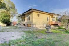 Foto Villa in vendita a Latina