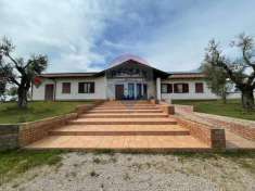 Foto Villa in vendita a Latina
