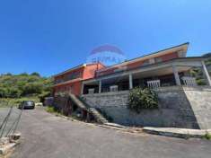 Foto Villa in vendita a Lavagna - 26 locali 650mq