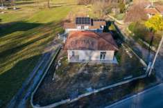 Foto Villa in vendita a Leggiuno