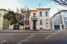 Foto Villa in Vendita a Legnago Legnago - Centro