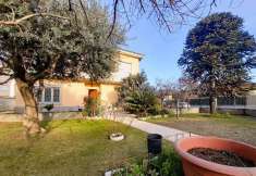 Foto Villa in Vendita a Legnano