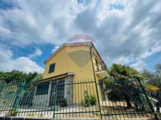 Foto Villa in vendita a Leivi - 11 locali 340mq