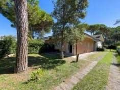 Foto Villa in vendita a Lignano Sabbiadoro - 7 locali 98mq